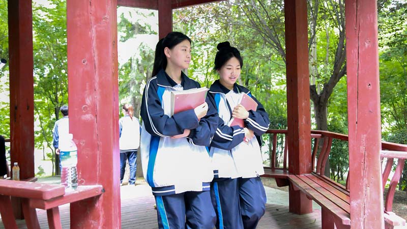 陕西华山技师学院晨读