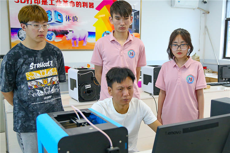 为何班主任要定制班规